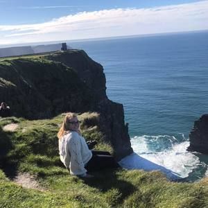 Meet your Posher, Ambriel